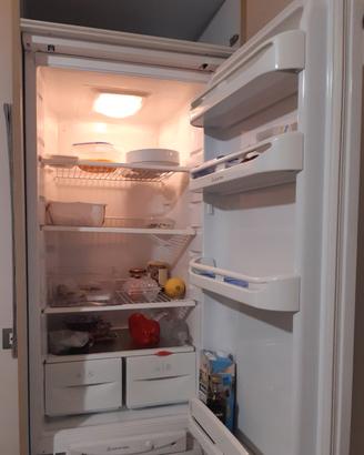 Frigo ariston bcs311 cassa+compressore