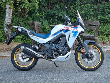 Honda Transalp 750 E-clutch 2026 !! solo 500 km