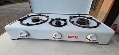 Fornello a tre fuochi dai 1000 usi