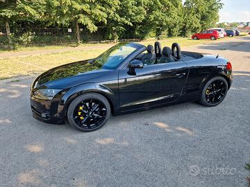 Audi tt mk2 2.0 tfsi cabrio 2008 nera