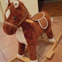 Cavallo a dondolo