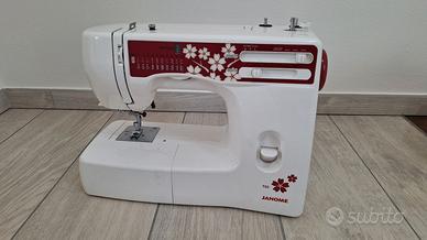 Macchina da cucire Janome Jubilee 920