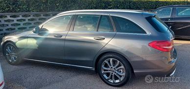 Mercedes Benz  C 200d