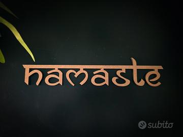 Scritta Decorativa in Legno "Namaste"