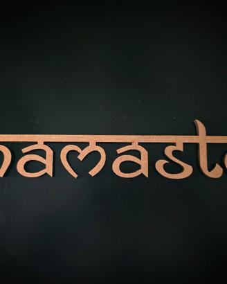 Scritta Decorativa in Legno "Namaste"