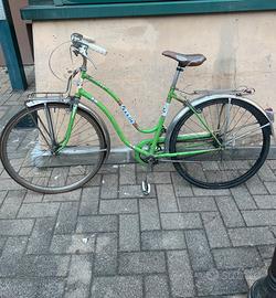 bici donna vintage verde