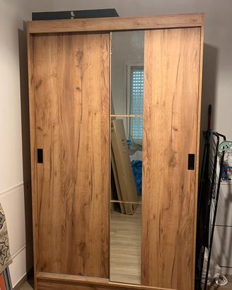 Armadio modello Odder marca JYSK