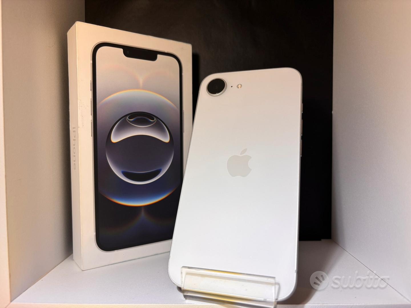 iPhone 16e