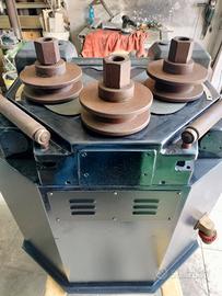 curvatrice per ferro e profilati 