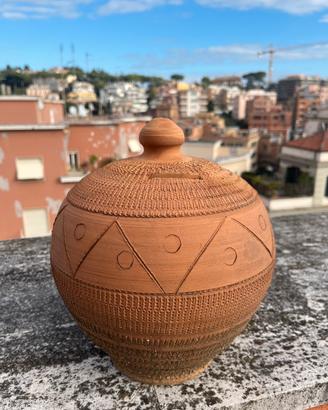 Salvadanaio antico terracotta