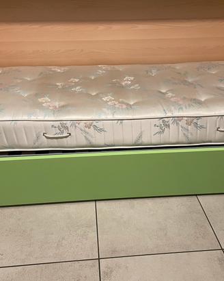 Lettino da cameretta