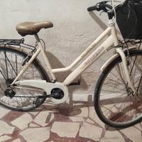 Bici urbana SOVRANO – stile retrò, buone condizio
