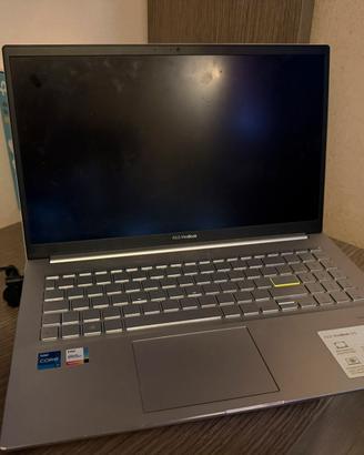 PC portatile Asus VivoBook 15 (usato pochissimo)