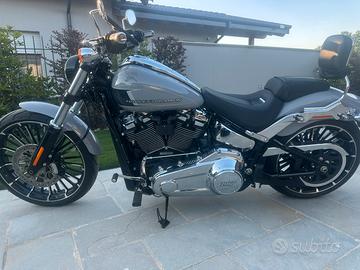 Harley -Davidson softail  Breakout 117