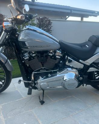 Harley -Davidson softail  Breakout 117