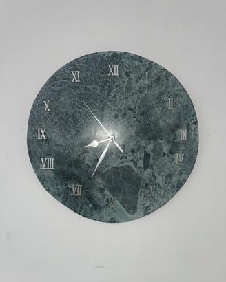 Orologio in marmo verde