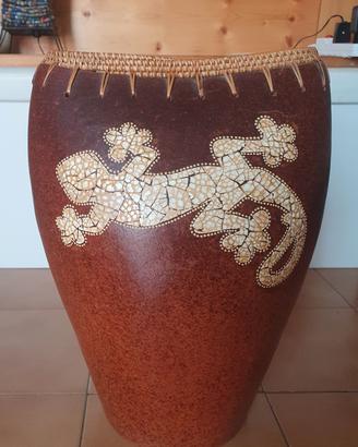 Vaso Etnico Artigianale – Terracotta, Rattan e Mos