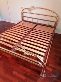 RETE A DOGHE IN LEGNO PER LETTO MATRIMONIALE