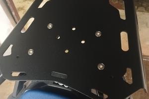 Piastra portapacchi Africa Twin 1100