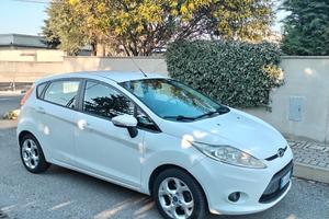 Ford fiesta 1.2 benzina 2012 44kw euro 5