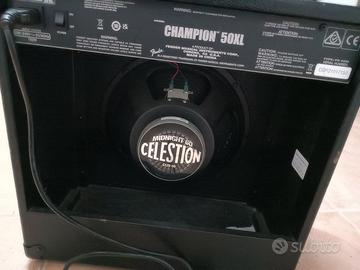 Amplificatore per chitarra + pedale footswitch