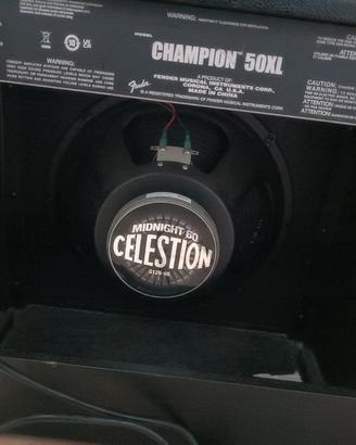 Amplificatore per chitarra + pedale footswitch