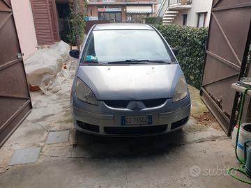 Mitsubishi colt del 2006