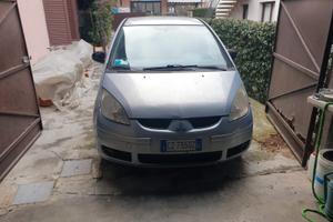 Mitsubishi colt del 2006