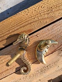 Attaccapanni in Ottone