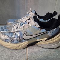 Sneakers Nike V2K Run News Num. 40.5