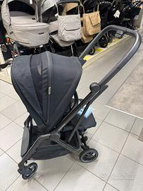 MaxiCosi Leona passeggino compatto