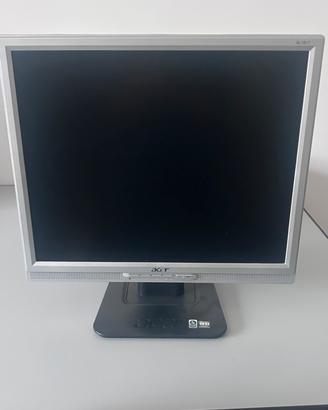 Monitor 19”