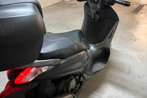 Beverly 350 sport touring