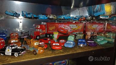 Collezione macchinine Cars Disney con 37 modellI