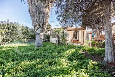 Costa di Sopra, villino a schiera con ampio giardi