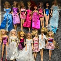 Blocco Barbie- bambole e accessori