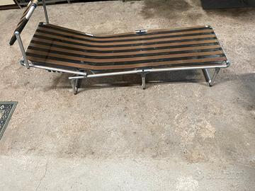 Sdraio pieghevole in alluminio