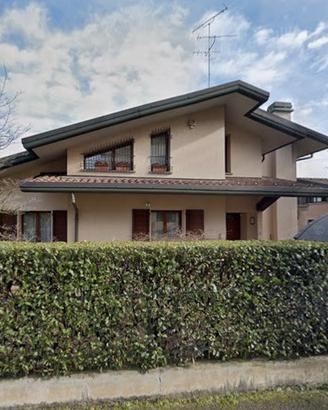 Stanza singola a Vedano al Lambro LIBERA ORA