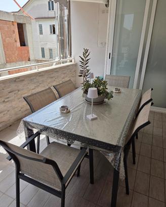 tavolo allungabile da terrazzo o giardino