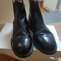 Stivaletto nero in pelle