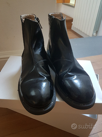 Stivaletto nero in pelle