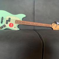 Fender Mustang Bass PF Surf Green