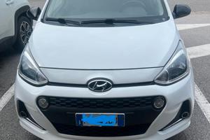 Hyundai i10 1.0 Benzina - Cambio automatico - Anno