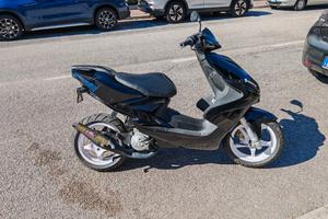 Yamaha Aerox 50, del 2010,