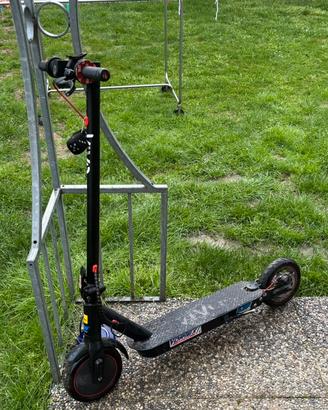 MONOPATTINO ELETTRICO VIVO