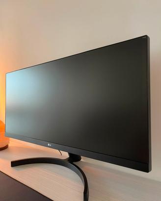 LG Monitor UltraWide nero