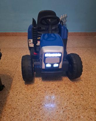  giocattolo.  Trattore elettrico per bambini 