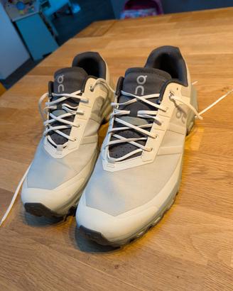 Scarpe on Cloudventure 44