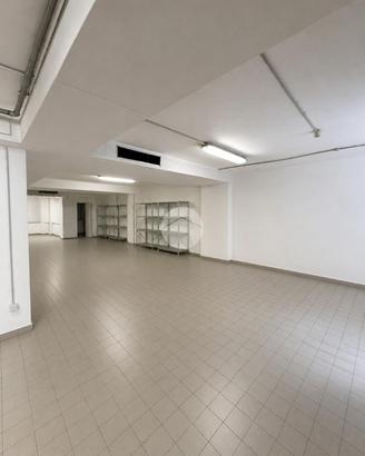 MAGAZZINO A OSIO SOTTO