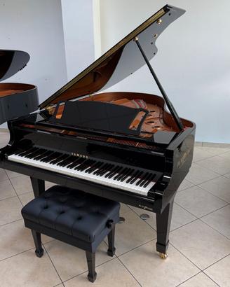 Pianoforte a coda Yamaha C3 Serie XA Ed. Limitata
